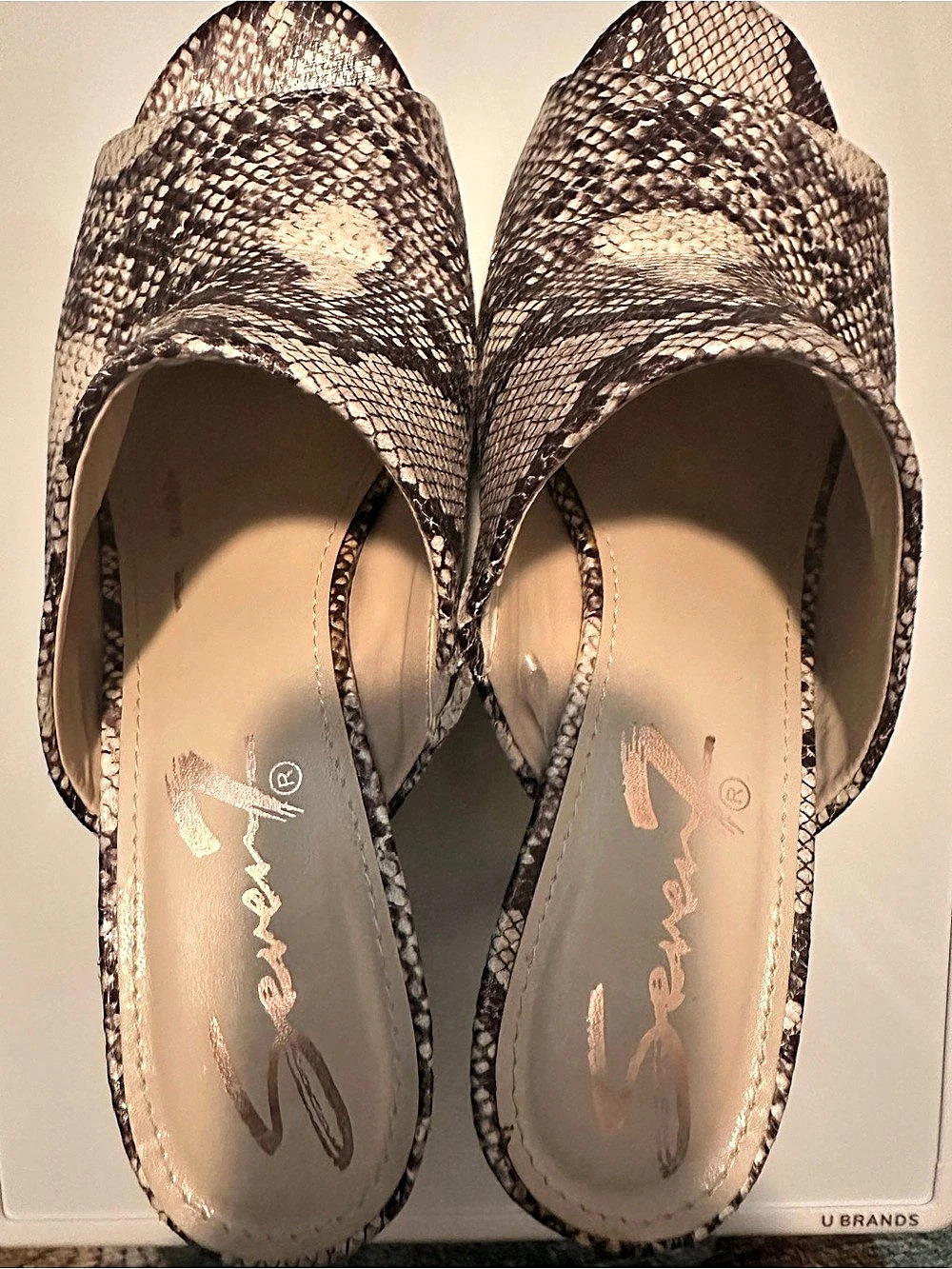 Seven7 Snakeskin Print Heels in Brown & Black US 10 Like New